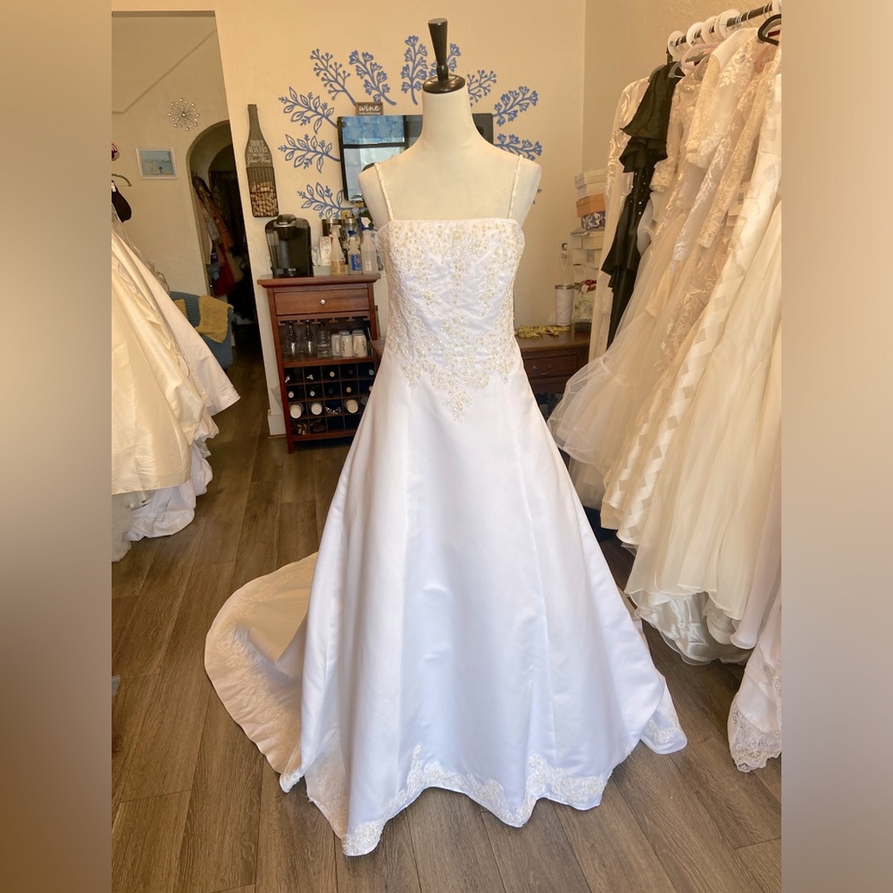 Alfred Angelo Wedding Dress